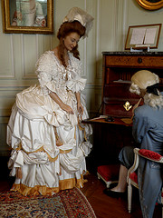 breteuil chateau opaline 82