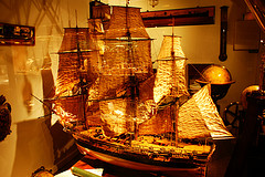 Antiquaire-Le-Louvre-des-Antiquaires