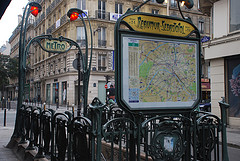 Station-Metro-Reaumur-Sebastopole