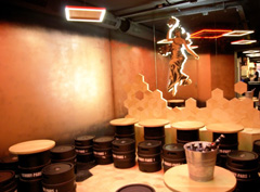 By-Night-Bar-Demory-Paris