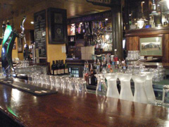 Boire-un-Verre-Corcoran-s-Irish-Pub