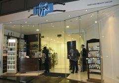 Coiffeur-Hype-and-Hair
