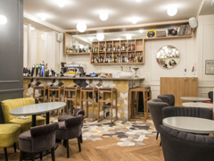 Sortir-F-Bar