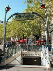 Metro-Victor-Hugo