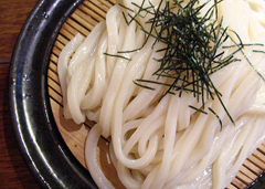 01-Bonne-Table-kunitoraya-2