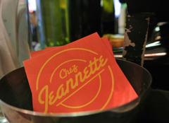 02-Boire-un-Verre-Chez-Jeannette