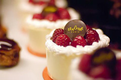16-Patisserie-Lenotre