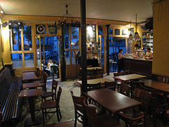 20-Bonne-Table-Les-Peres-Populaires