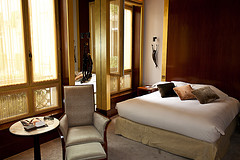 2-Hotel-de-Luxe-Park-Hyatt