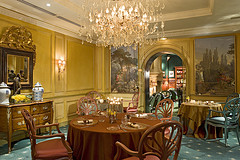 2-Hotel-de-Luxe-Westminster