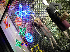 8-Shopping-de-Luxe-Louis-Vuitton